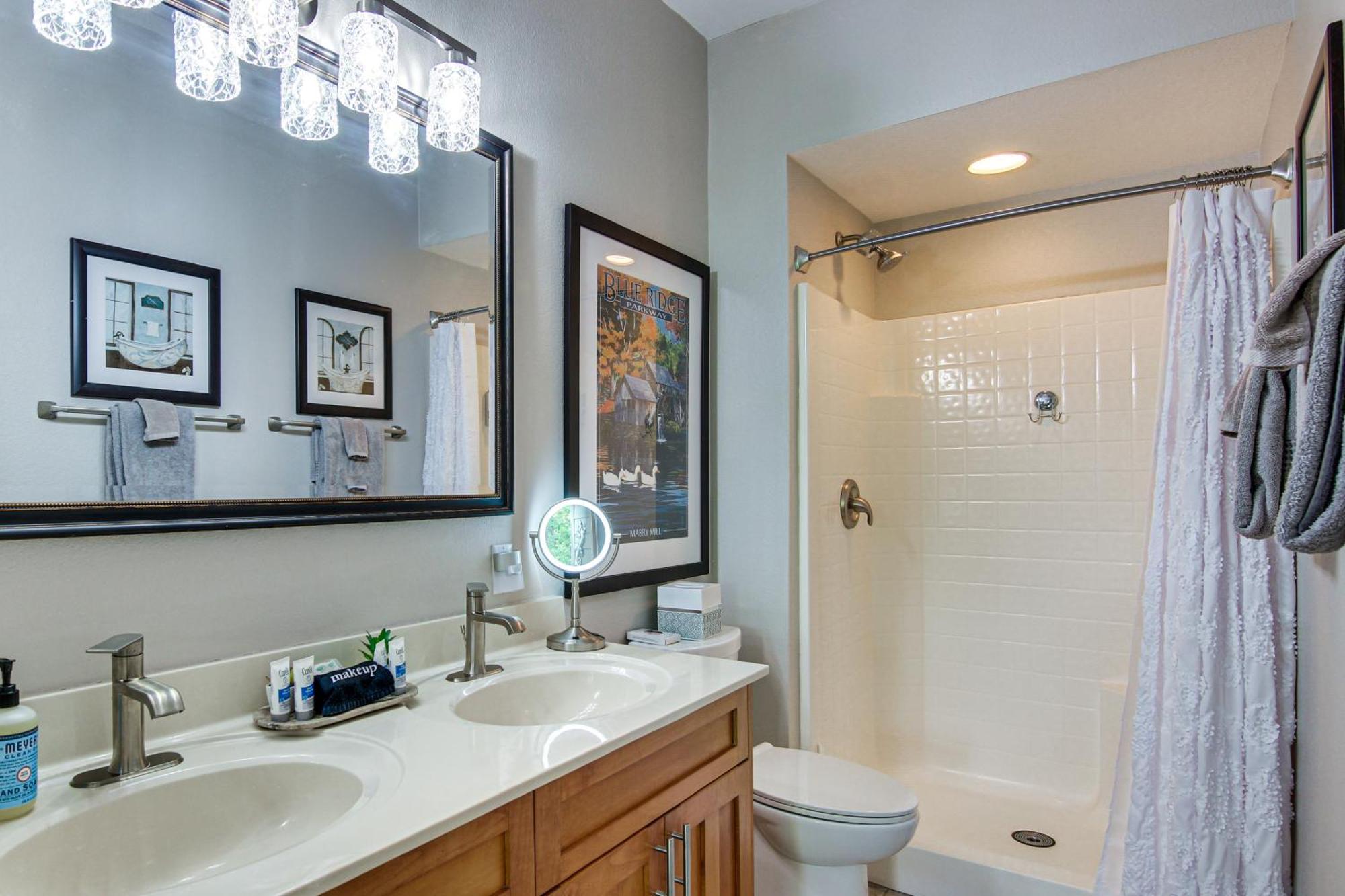 Lake Lure Condo With Resort Pool And Beach Access! Exteriér fotografie